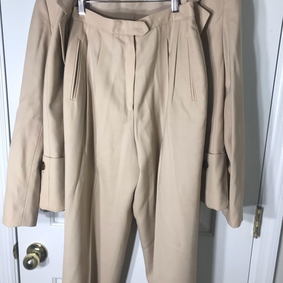 Albert Nipon Women Suit - Picture 3 of 3